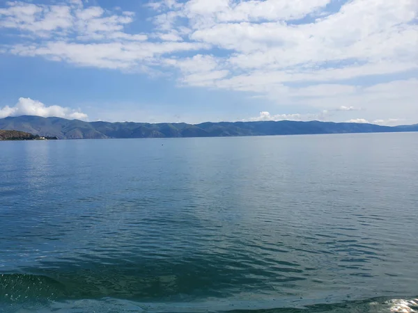 Beautiful Wide Shot Lake Scenery Cloudscape — Stock Photo, Image