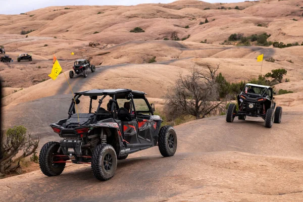 Moab United States Aug 2020 Helg Moab Kjører Jeeps Offroad – stockfoto