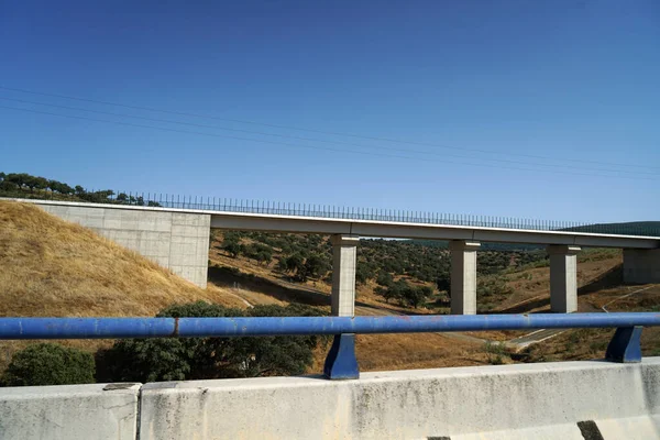 Primer Plano Puente Sobre Paisaje Durante Día —  Fotos de Stock