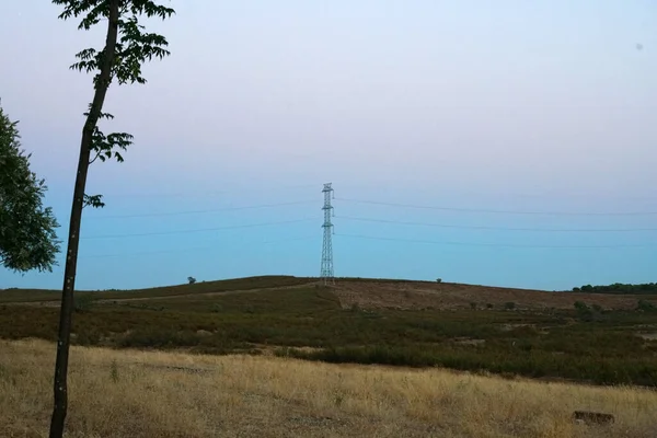 Електрична Вежа Пагорбі Під Час Заходу Сонця — стокове фото