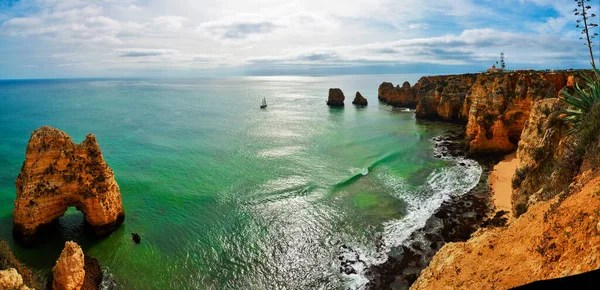 Une Vue Fascinante Sur Plage Lagos Portugal Par Une Journée — Photo