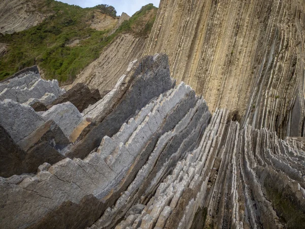 Eine Nahaufnahme Von Felsformationen Und Klippen Strand Bei Tag — Stockfoto