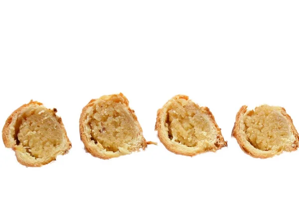 Closeup Shot Fresh Cookies Sliced Half White Background — Stock Photo, Image