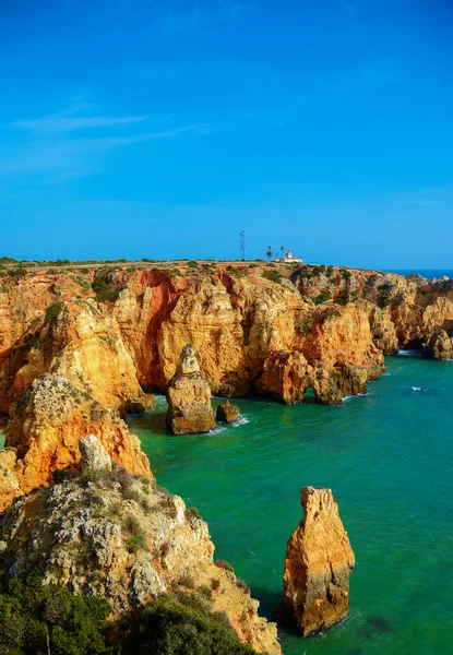 Pionowe Ujęcie Hipnotyzującego Widoku Wybrzeża Lagos Portugalia — Zdjęcie stockowe