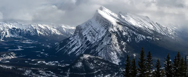 Park Narodowy Banff Kanadzie — Zdjęcie stockowe