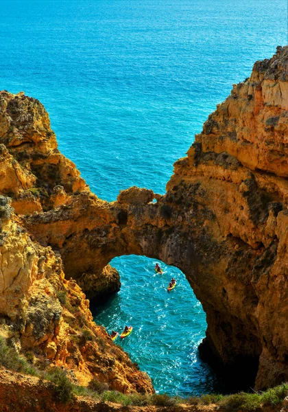 拉各斯 Portugal 2019年10月31日 葡萄牙拉各斯海滩上有岩石的美丽风景 — 图库照片