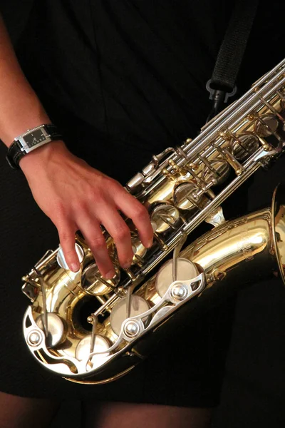 Vertical Shot Man Playing Saxophone — Stock Photo, Image