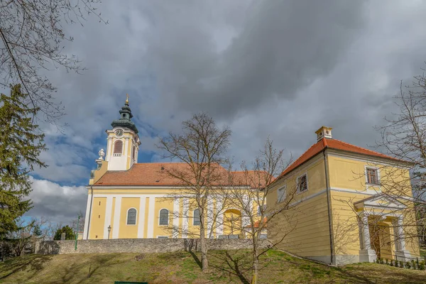 Kostel Bad Pirawarth Dolní Rakousku — Stock fotografie