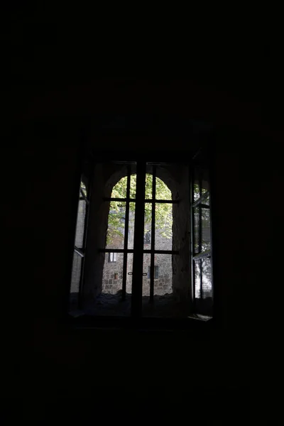 Vertical Shot Window Dark Room — Stock Photo, Image