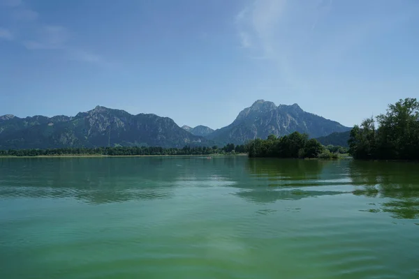 Ένα Γραφικό Πλάνο Της Λίμνης Από Schwangau Γερμανία — Φωτογραφία Αρχείου