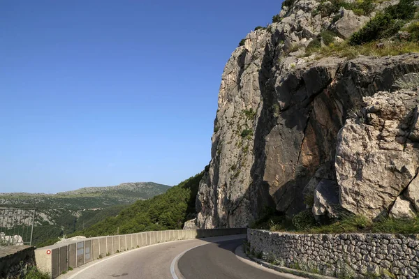 Uno Scatto Una Tortuosa Strada Montagna Croazia — Foto Stock
