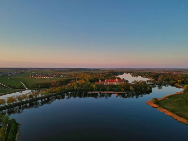 Beau Paysage Coucher Soleil Sur Lac Dans Région Minsk Biélorussie — Photo