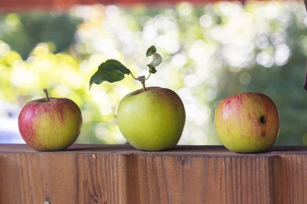 Selective Focus Shot Apples Wooden Surface — Stock Photo, Image