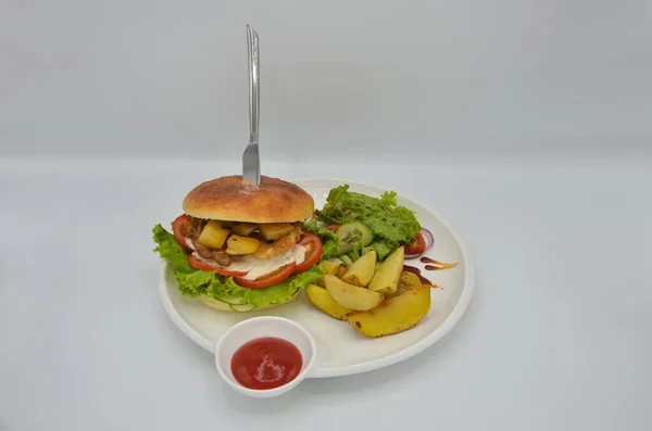 Top View Burger Potatoes Lettuce Ketchup — Stock Photo, Image