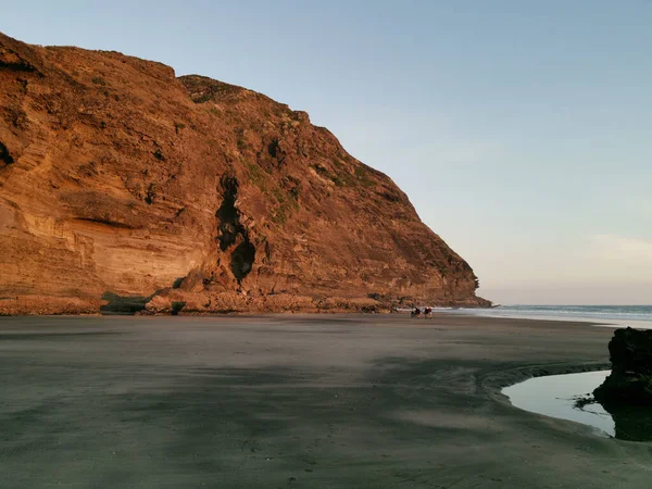 Una Hermosa Vista Las Cicatrices Las Caídas Rocas Acantilado Takatu — Foto de Stock