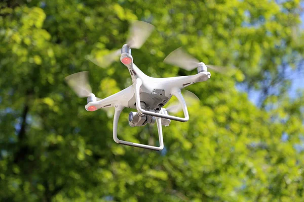 Tiro Perto Drone Voador — Fotografia de Stock