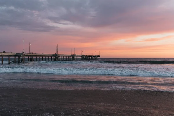 Kaliforniya Güneş Batarken Sahilin Büyüleyici Manzarası — Stok fotoğraf