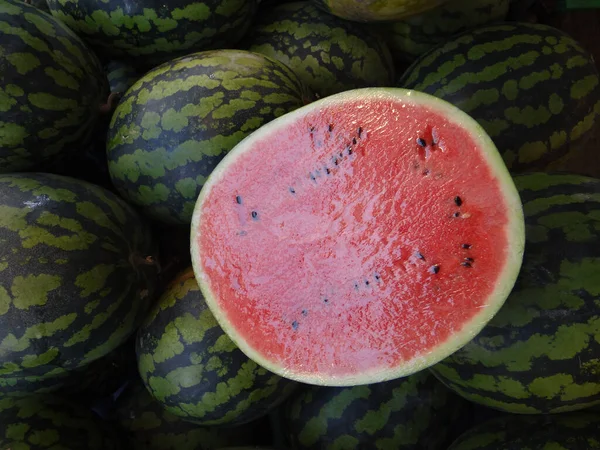 Ovanifrån Färska Vattenmeloner — Stockfoto