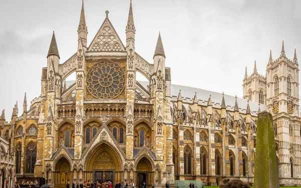Una Toma Ángulo Bajo Abadía Westminster Reino Unido — Foto de Stock