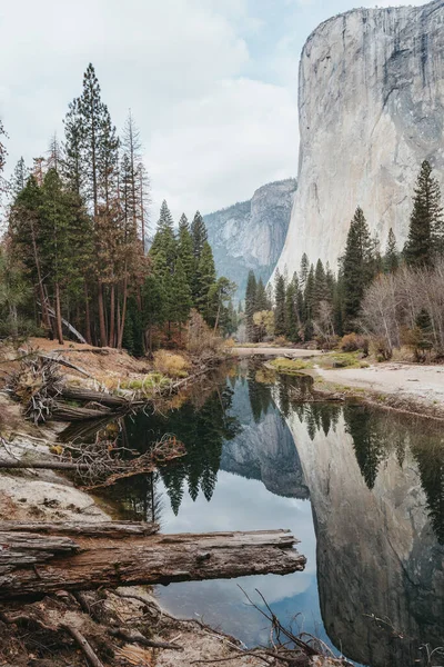 Vertical Shot Yosemite National Park Autumn — Stock Photo, Image