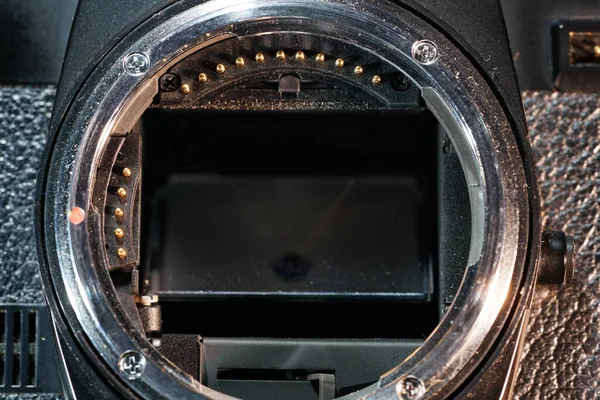 Detailní Záběr Zrcadla Reflexní Kamery Jedním Objektivem — Stock fotografie