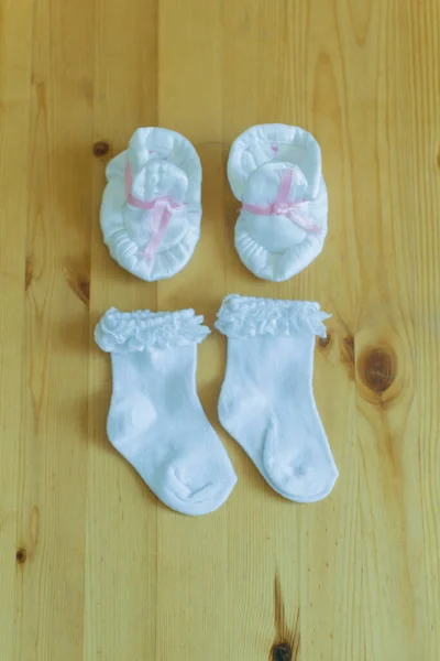 Closeup Shot Baby Socks Wooden Background — Stock Photo, Image