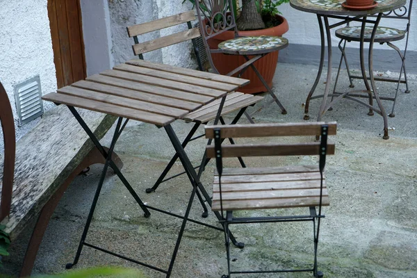 Outdoors Cafe Wooden Table Chairs — Stock Photo, Image