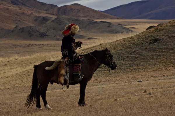 Ulgii Mongolia Września 2019 Łowcy Orłów Mongolii Rejonie Gór Golden — Zdjęcie stockowe