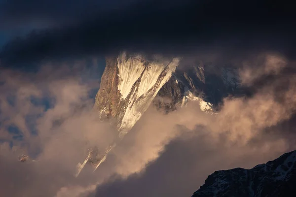 Une Belle Vue Des Montagnes Annapurna Dans Himalaya Népal Sur — Photo