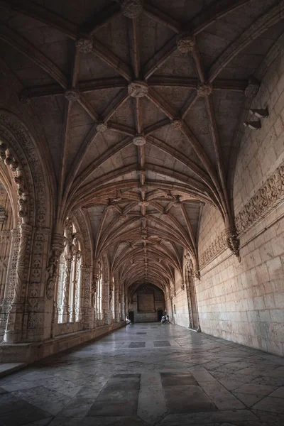 Фото Внутреннего Двора Иеронимосского Монастыря Белеме Расположенного Лиссабоне — стоковое фото