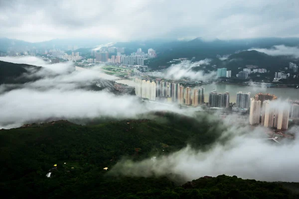 Захватывающий Вид Воздуха Город Гонконг Сквозь Облака — стоковое фото