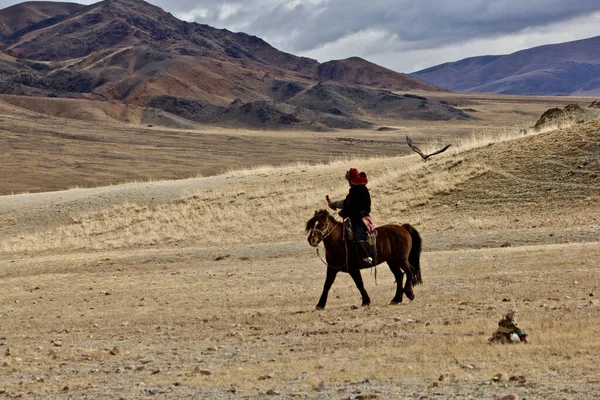 Ulgii Mongolia Settembre 2019 Cacciatori Aquile Della Mongolia Nella Zona — Foto Stock