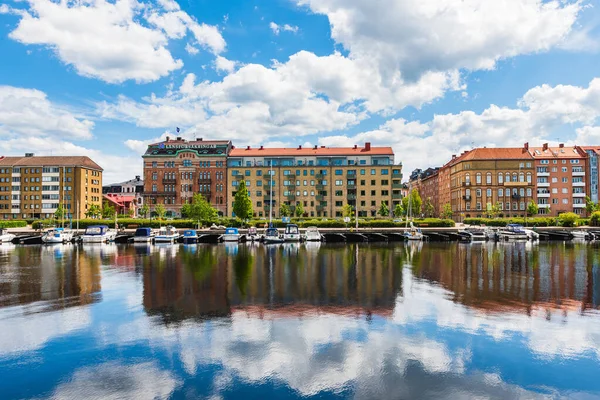 Halmstad Suecia Junio 2020 Edificios Frente Aguas Tranquilas Halmstad Suecia — Foto de Stock