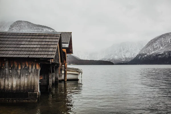 Hallstatt Boat Houses Backdrop Mountains Covered Snow — Stock Photo, Image