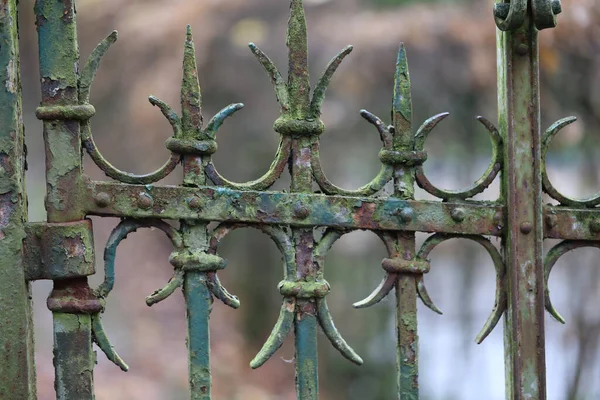 Primer Plano Una Cerca Hierro Oxidado — Foto de Stock