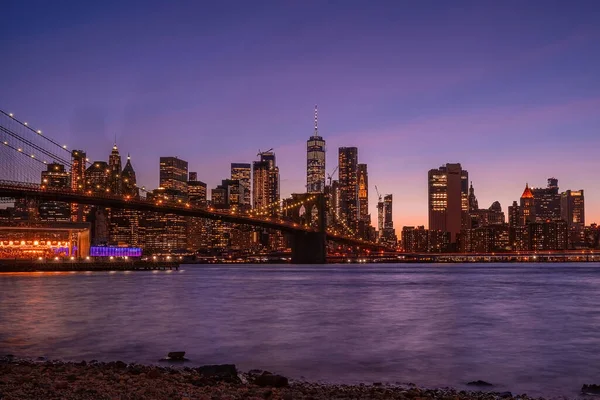 Una Magica Serata Viola Tramonto Vista Sul Ponte Brooklyn — Foto Stock