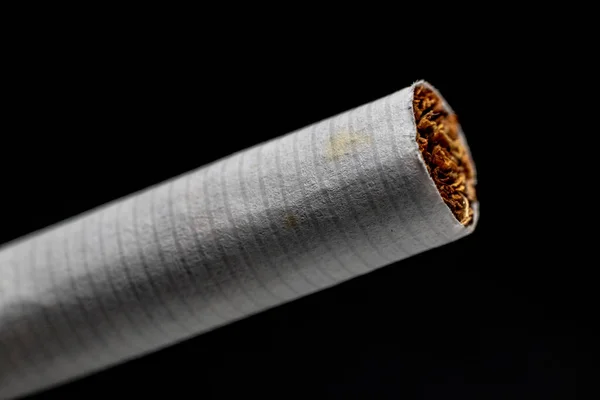 Detailní Záběr Cigarety Izolované Černém Pozadí — Stock fotografie