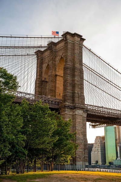 Plano Vertical Bajo Ángulo Del Puente Brooklyn —  Fotos de Stock