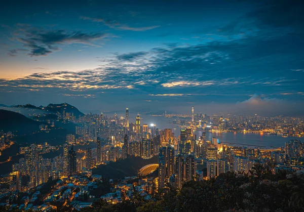 Μια Μαγευτική Εναέρια Άποψη Του Χονγκ Κονγκ Βράδυ — Φωτογραφία Αρχείου