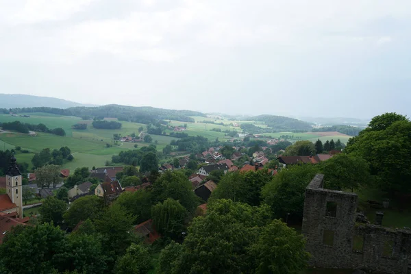 Letecký Snímek Krásné Krajiny Bavorsku Německo Spoustou Zeleně Vesnice — Stock fotografie