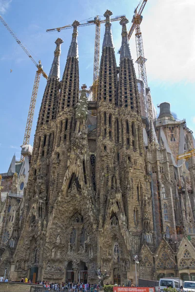 Barcelona Spain Jun 2014 Front View Sagrada Familia Nativity Facade — 图库照片