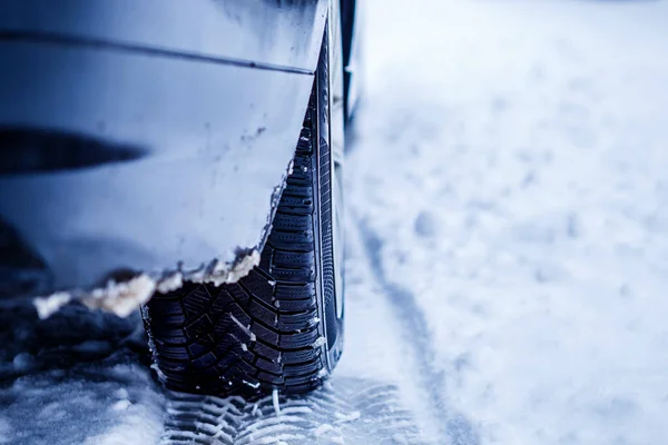 Gros Plan Une Voiture Dans Neige — Photo