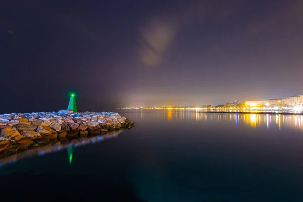 Una Hermosa Toma Puerto Con Luces Brillantes Durante Noche — Foto de Stock