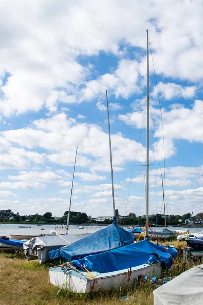 Small Sailing Fishing Boats Land Masts Covers Mudeford Quay Southern — Stock Photo, Image