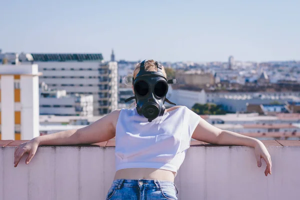 Closeup Shot Female Wearing Protective Mask Balcony — Stock Photo, Image