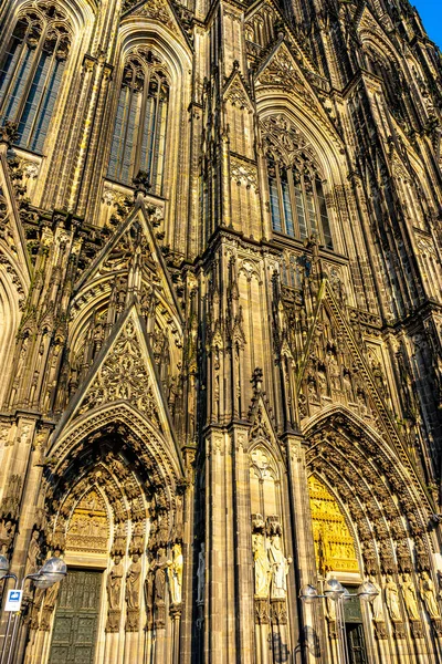 Een Verticaal Shot Van Keulen Kathedraal Duitsland — Stockfoto