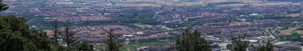 Vue Panoramique Une Ville Couverte Verdure — Photo