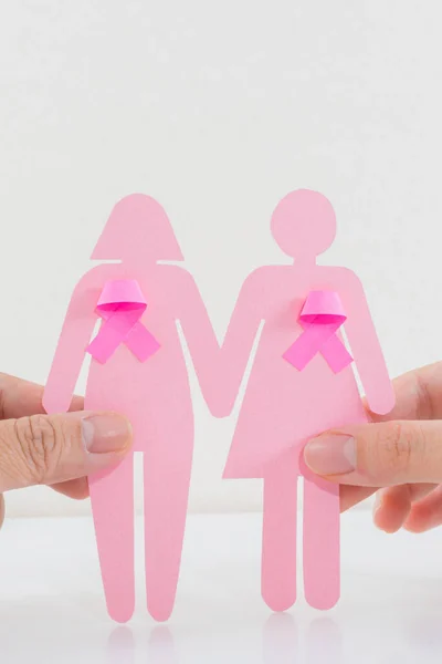 분홍색 리본으로 소녀들을 사진은 유방암 인식의 상징으로 — 스톡 사진