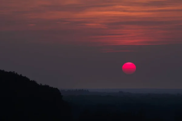 Pembe Güneş Güzel Günbatımında — Stok fotoğraf