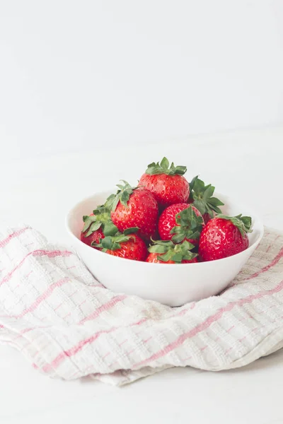 Vertical Shot Delicious Strawberry Bowl — Stock Photo, Image